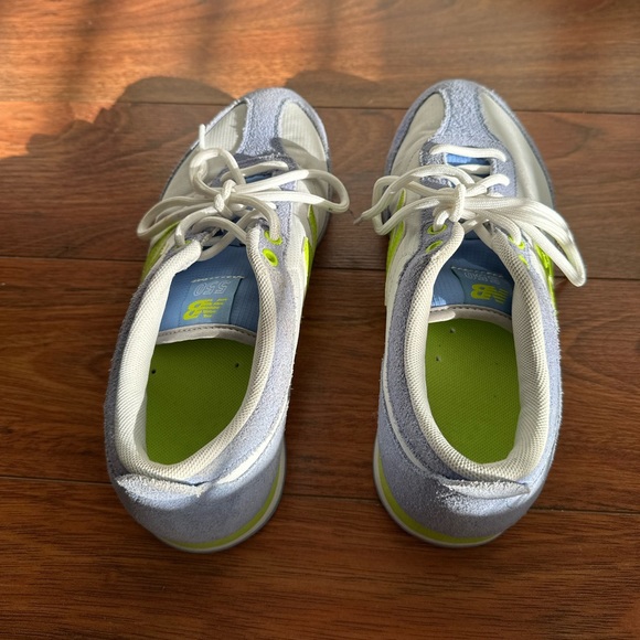 New Balance 550 WL550LB Retro Running Shoes Sneakers Grey/Neon/Blue Womens Sz 7 - Picture 3 of 10